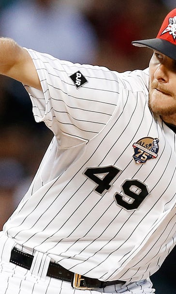 Sale fans 12 in complete game, Abreu hits 27th HR, ChiSox top M's